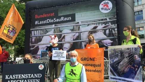 Protest_Kastenstand